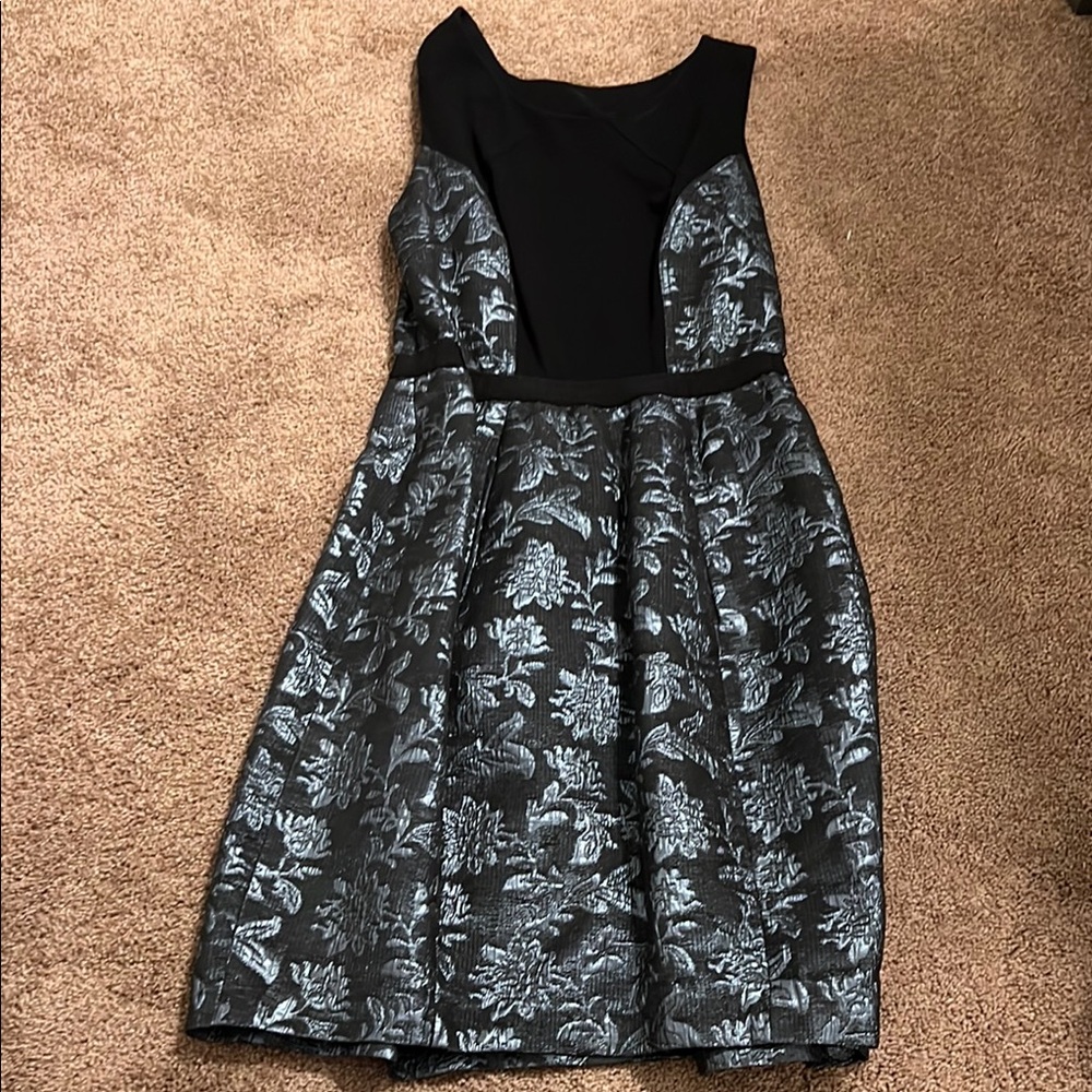 Pretty Dress!!